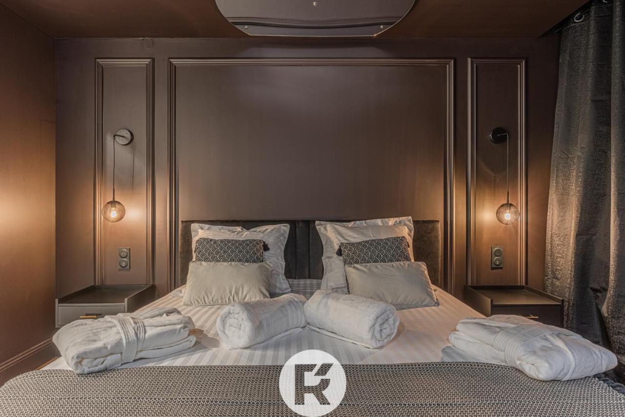R'Apparts The Love Nest Suite Grenoble Bagian luar foto